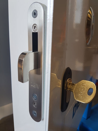 Highly visible our deadlocks work with the manufacturers locking system. Full control from the driver each door can be isolated & secure within seconds.